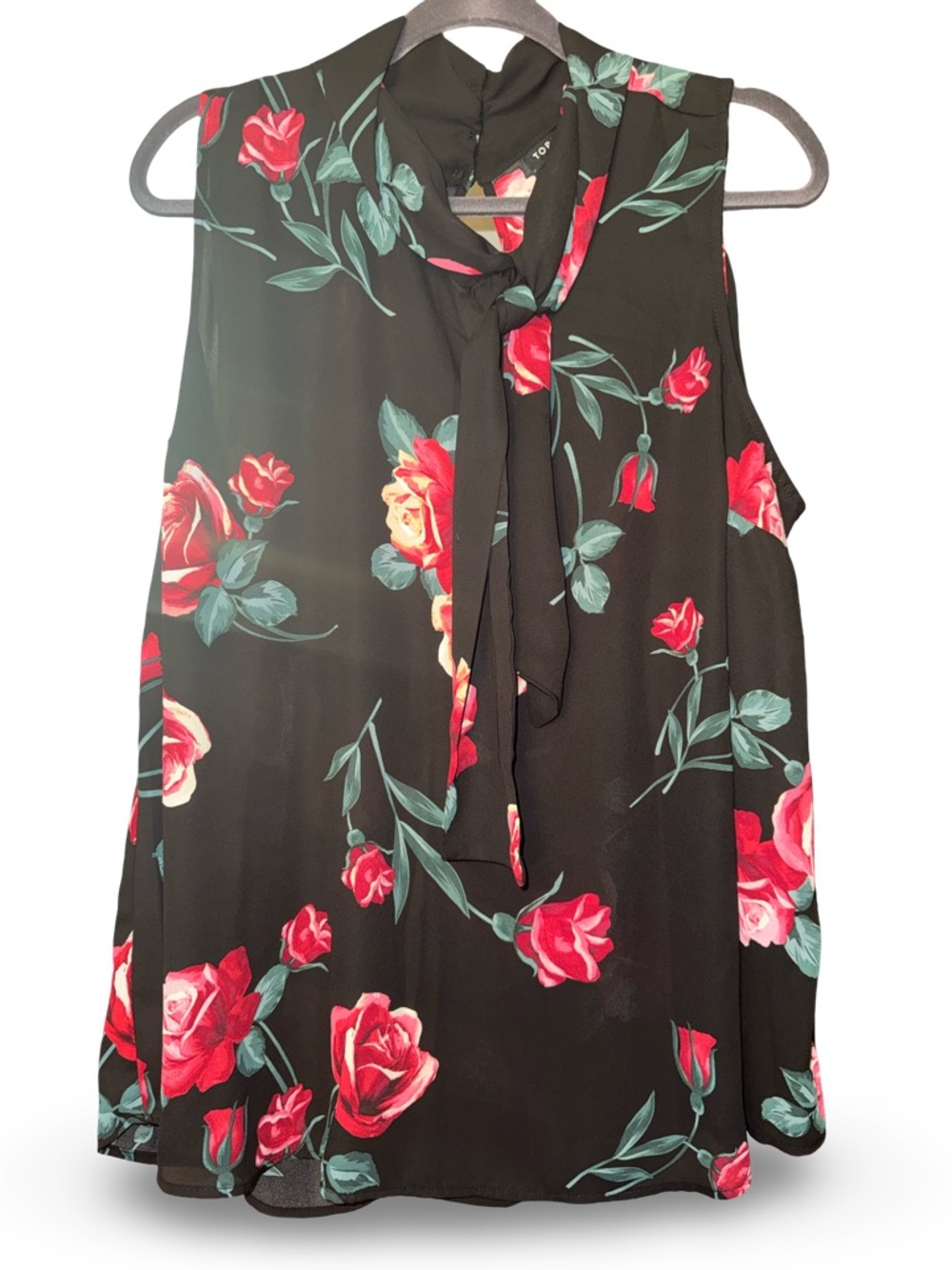 torrid Black Sleeveless Tie-Neck Blouse with Red Rose & Green Leaf Print